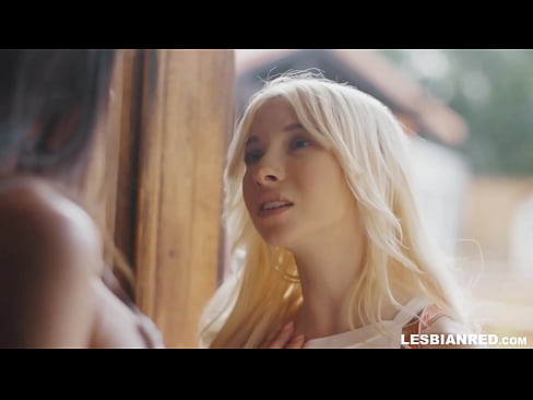 ❤️ Tagann an cailín abhaile cúpla mí ina dhiaidh sin agus itheann sí pussy a leasmham ❤  Porn  uainn ga.porn-milf300.ru ☑